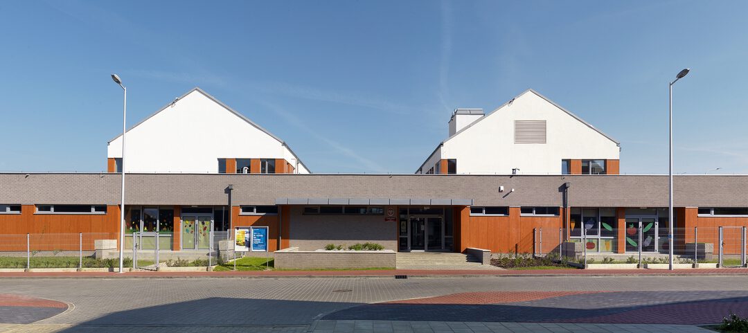 PRIMARY SCHOOL, KINDERGARDEN AND NURSERY SCHOOL IN PRUSZKÓW